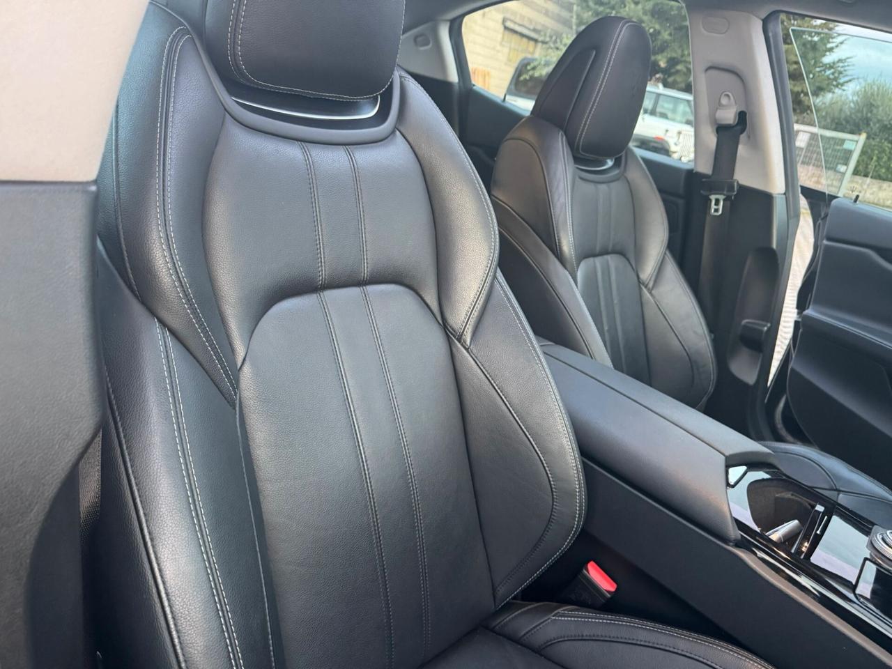 Maserati Ghibli V6 Diesel 275 CV Gransport