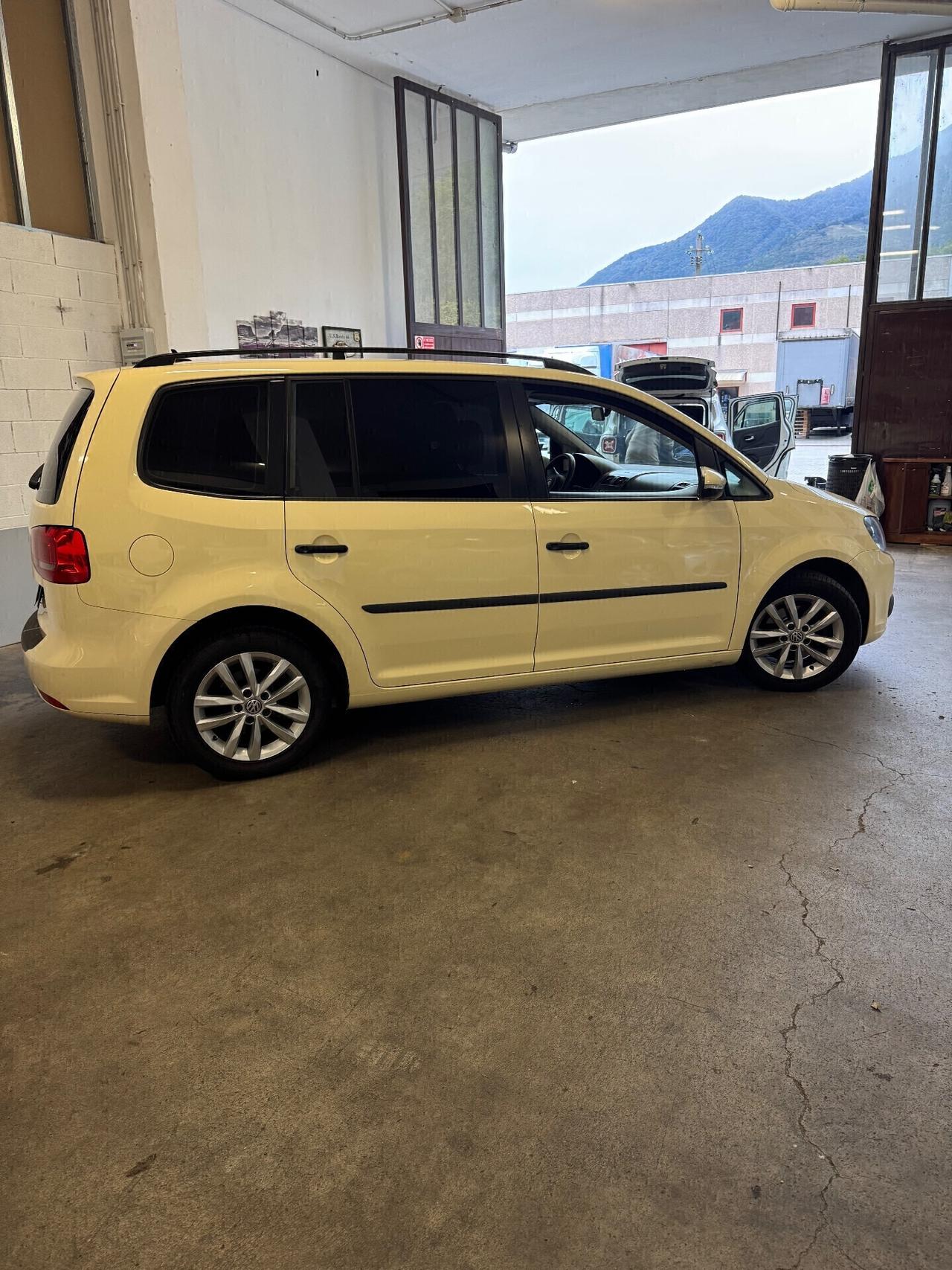 Volkswagen Touran 2.0TDI 7POSTI