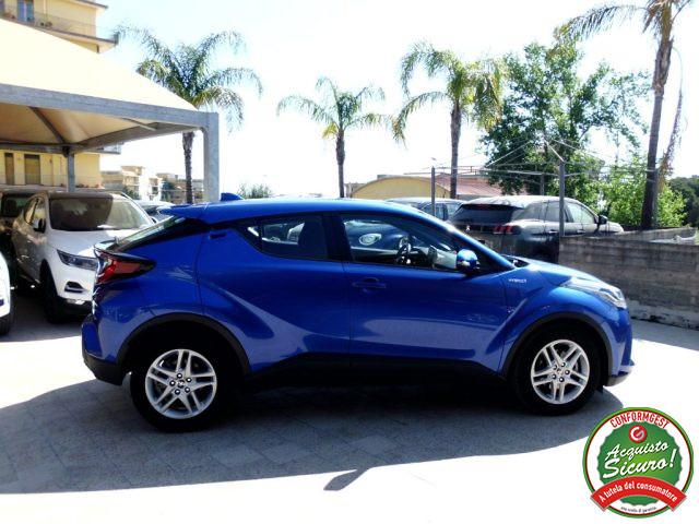 TOYOTA C-HR 1.8 Hybrid E-CVT Business