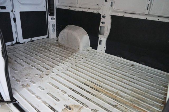 PEUGEOT Boxer 333 2.2 BlueHDi 140 L2H2 UNIPROP.TAGLIANDATO
