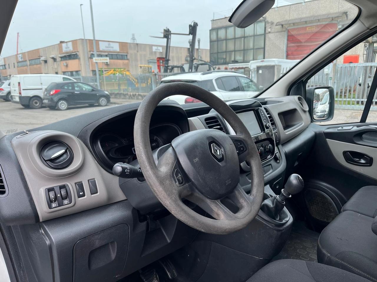 Renault Trafic T29 1.6 dCi 125CV **+IVA**