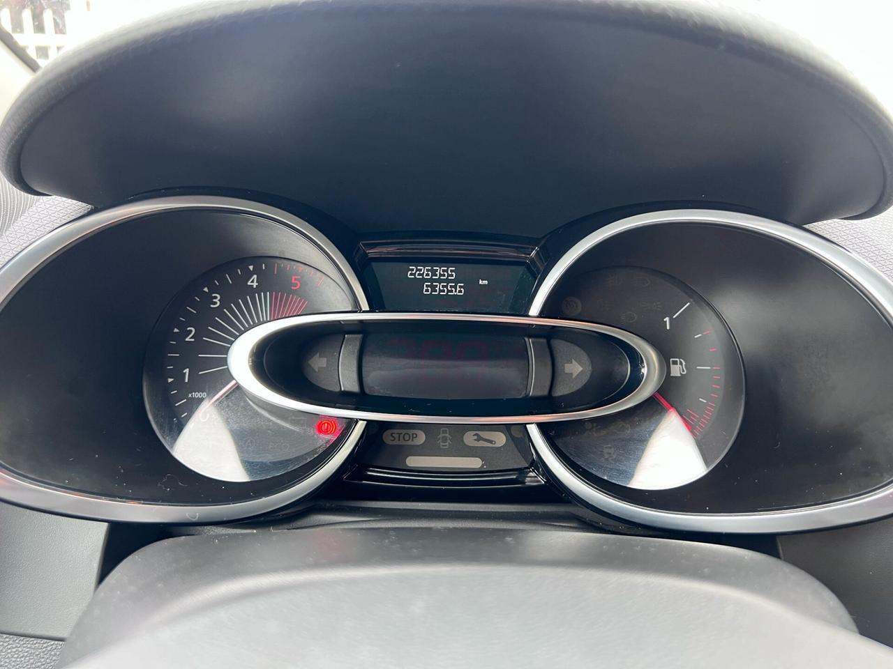 Renault Clio dCi 8V 90 CV Start&Stop 5 porte Energy Duel