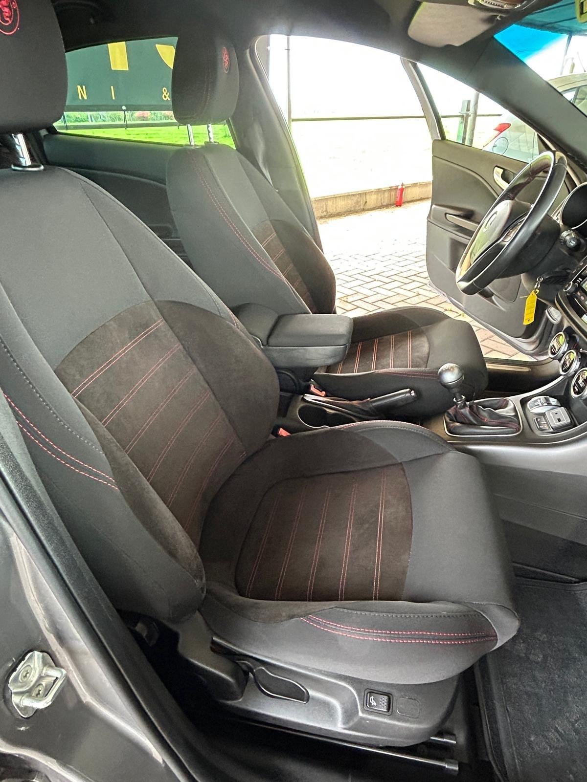 Alfa Romeo Giulietta 1.6 jtd KM 66000!!!!!!