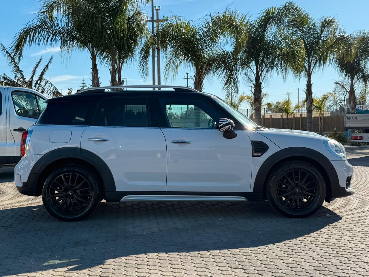 Mini Cooper D Countryman 2.0 Hype