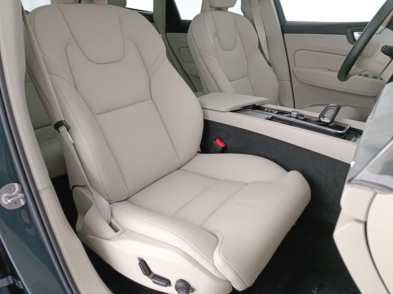 VOLVO XC60 2.0 t6 phev Plus Bright awd auto