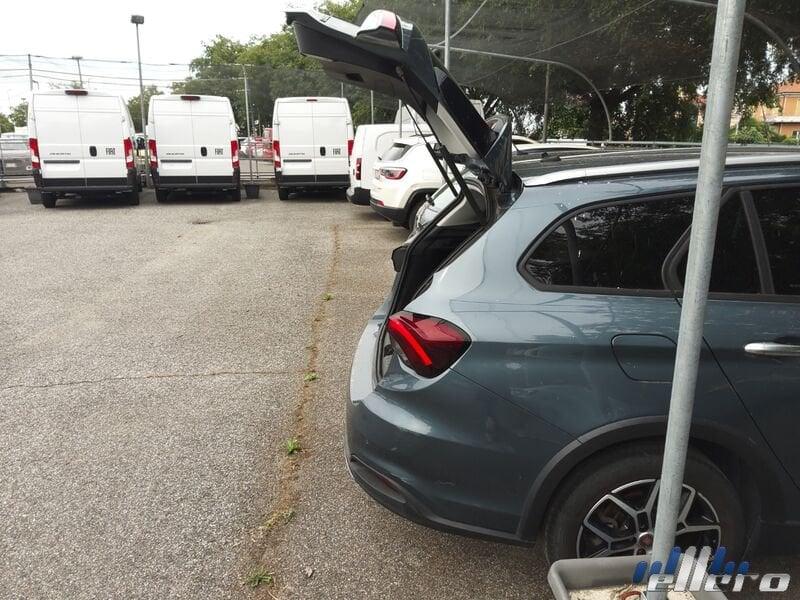 FIAT Tipo STATION WAGON MY24 SW 1.5 HYBRID CROSS
