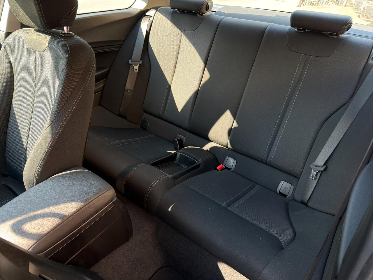 BMW 218d Coupe Sport 150cv auto