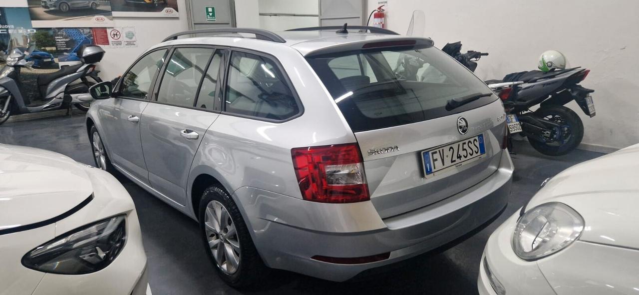 Skoda Octavia 1.6 TDI CR 115 CV DSG Wagon Executive