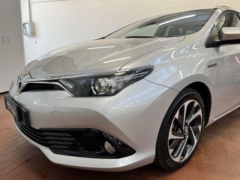 Toyota Auris Hybrid Lounge Touring Sports