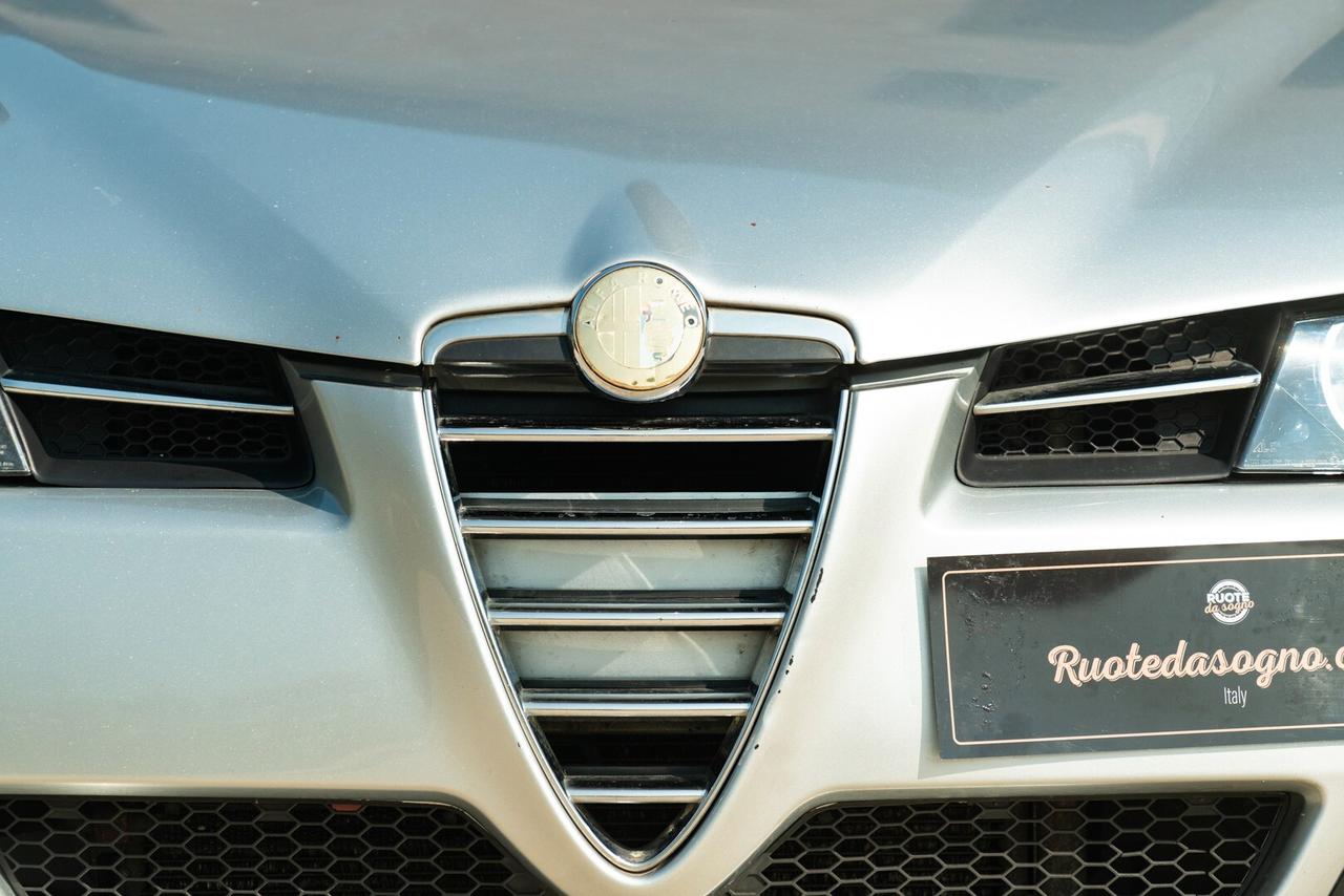 Alfa Romeo 156 JTD 16V DISTINCTIVE - ALF00220