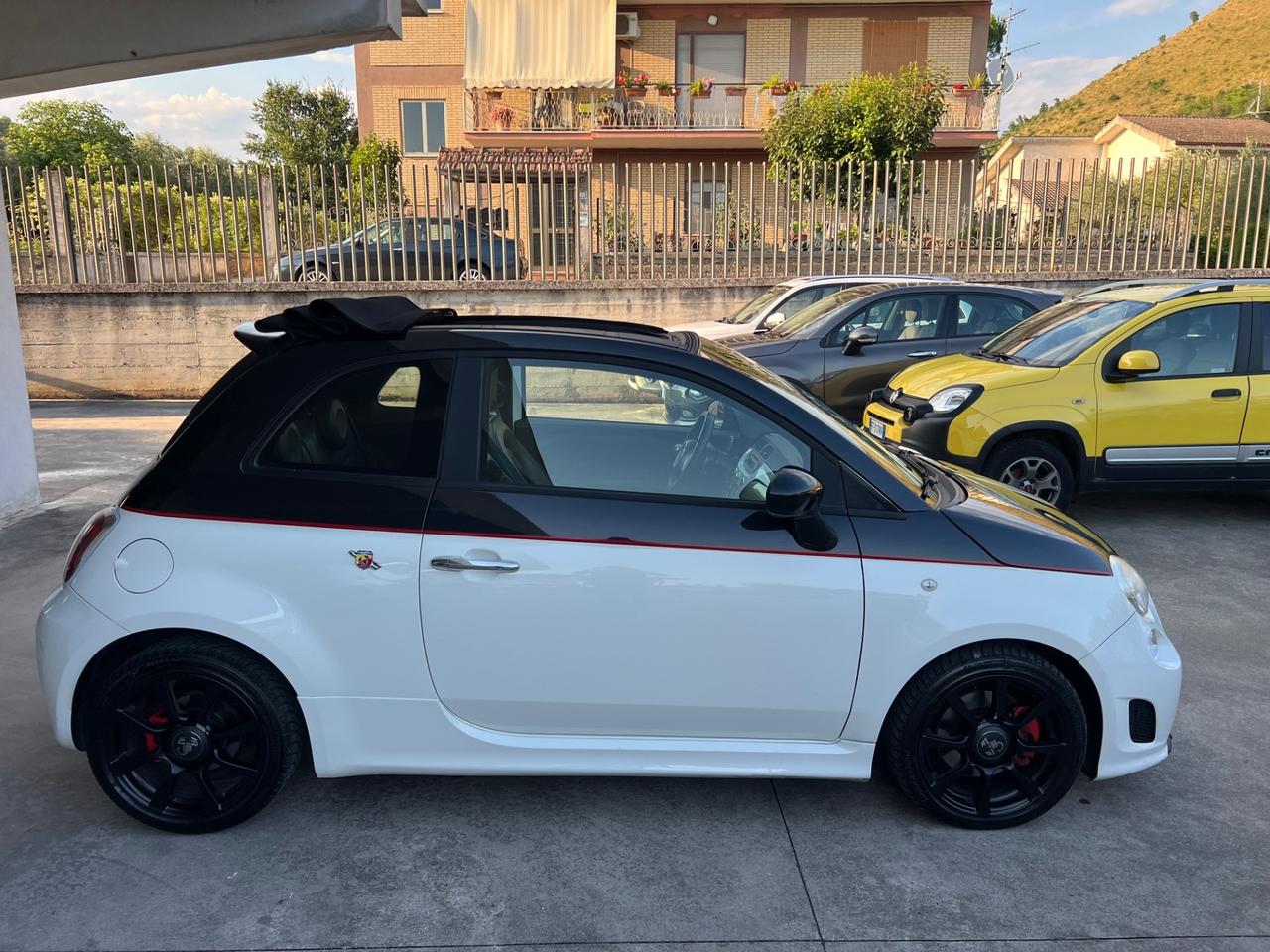 Abarth 500 C 1.4 Turbo T-Jet MTA Bicolore