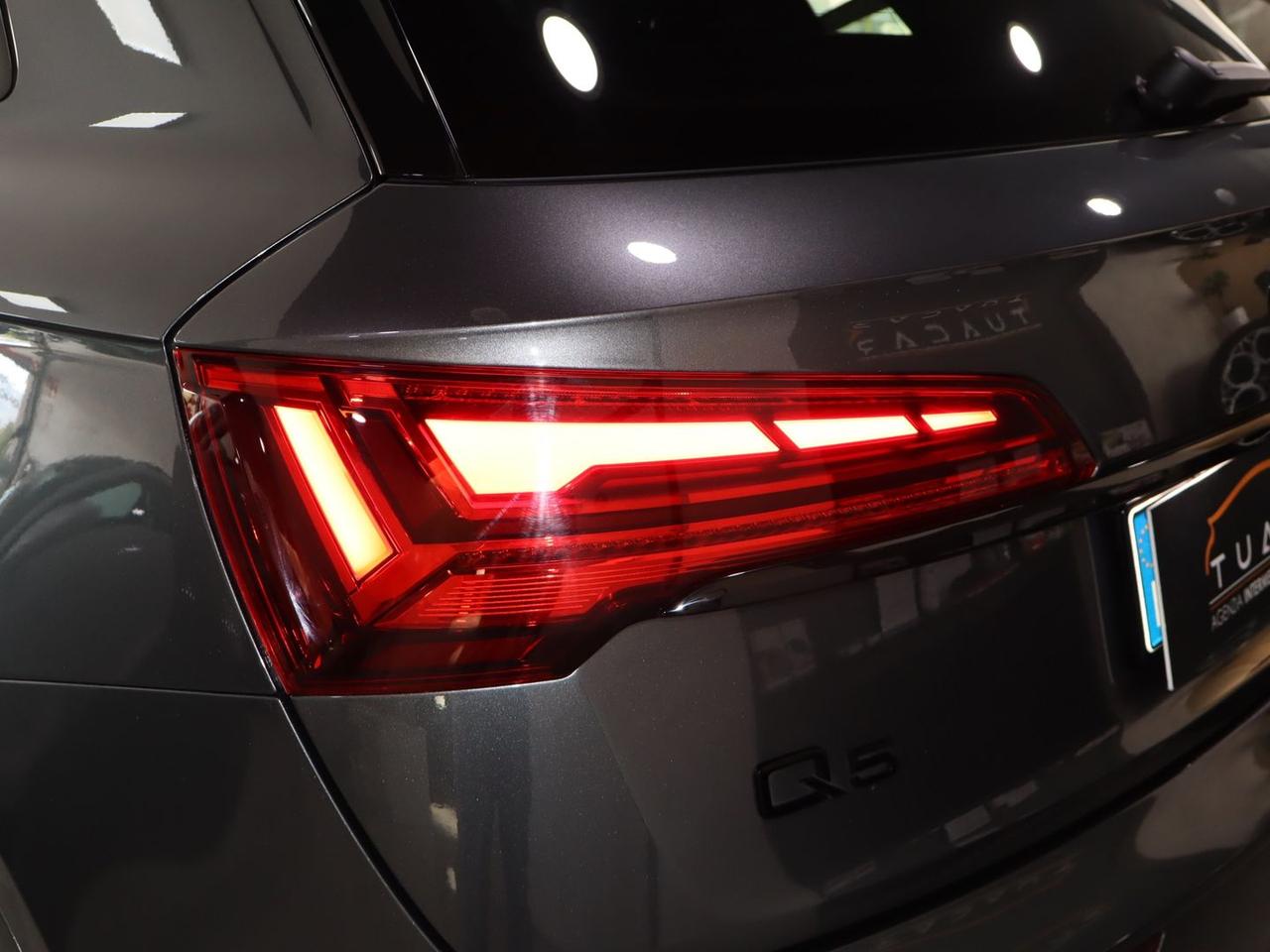 Audi Q5 S Line 2.0 40 TDI MHEV IVA ESPOSTA #12093