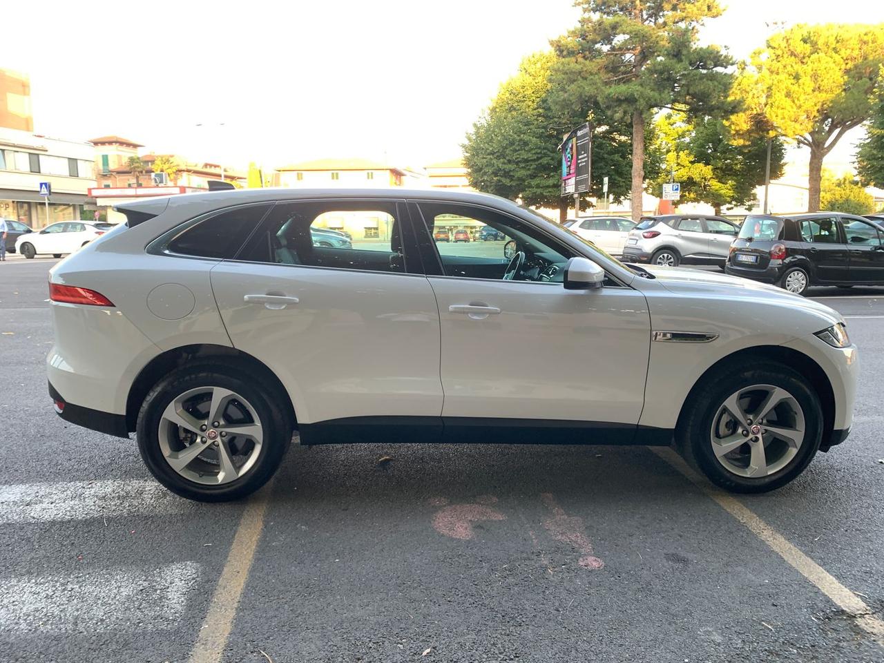 Jaguar F-Pace 2.0 20d Turbo #6306