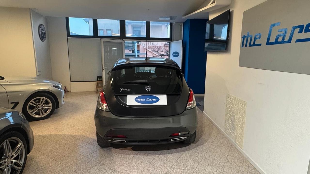 Lancia Ypsilon 1.2 69 CV 5 porte GPL Ecochic S Momodesign