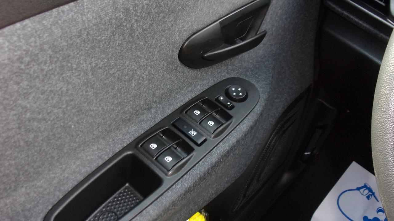 Lancia Ypsilon 1.0 FireFly 5 porte S&S Hybrid Ecochic Gold