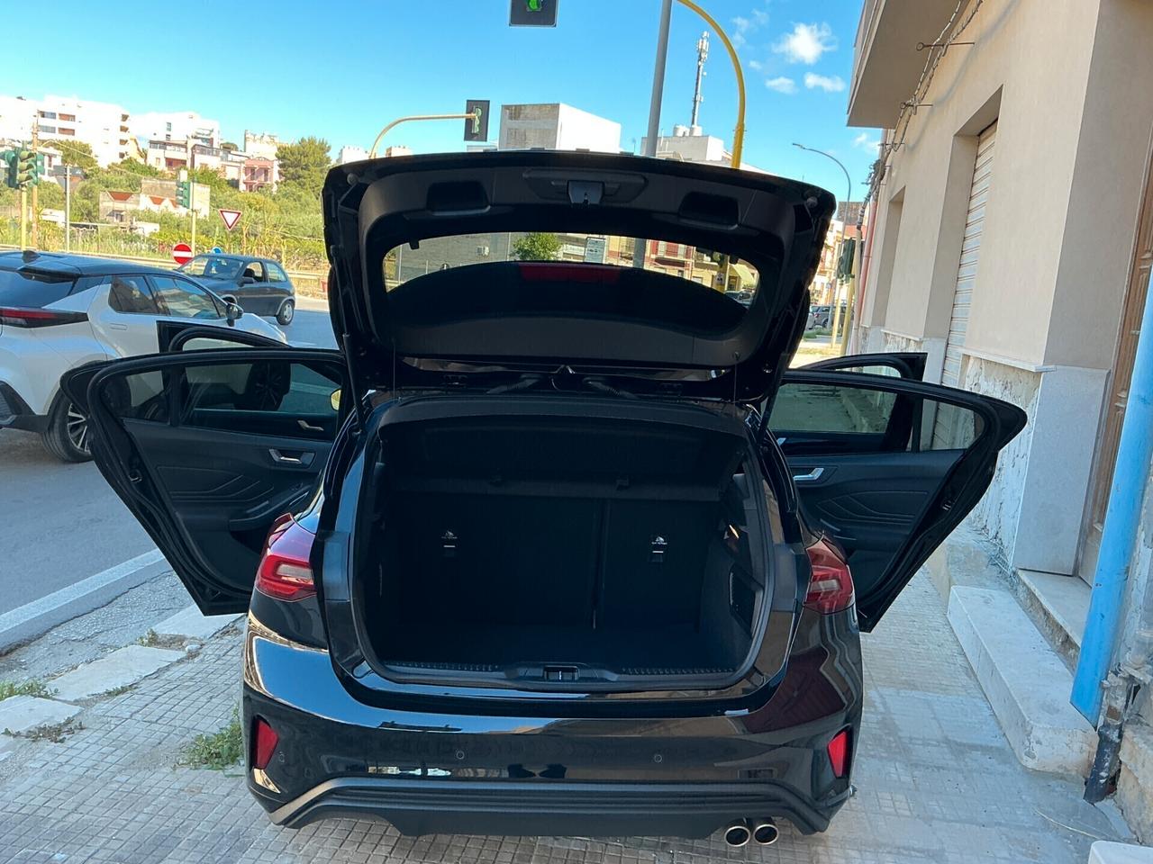 Ford Focus 1.0 EcoBoost Hybrid 125 CV SW ST-Line