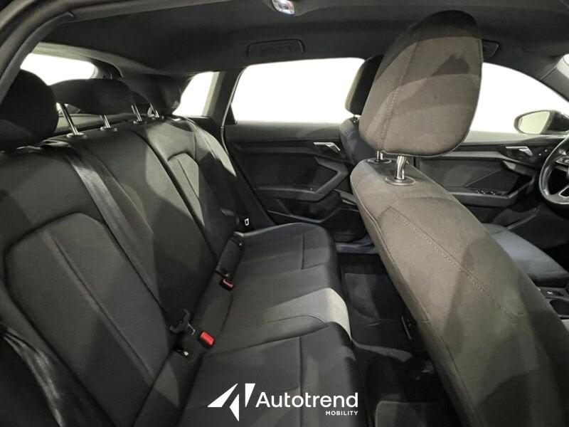 Audi A3 Sportback 30 g-tron 130 CV Automatica S tronic Business Advanced