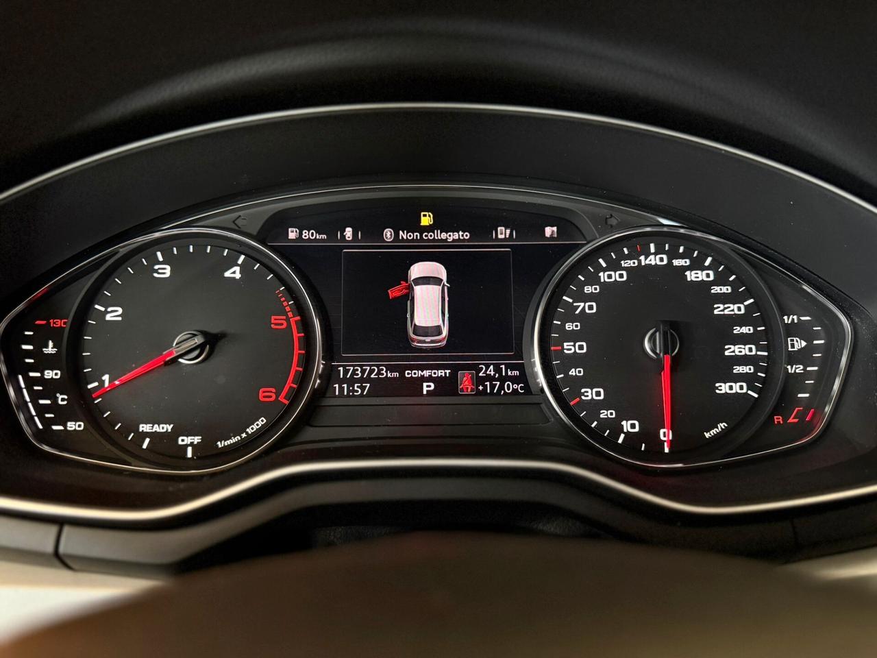 Audi A4 Avant 30 TDI S tronic Business