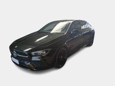 MERCEDES-BENZ CLA 180 Automatic Premium SHOOTING BRAKE