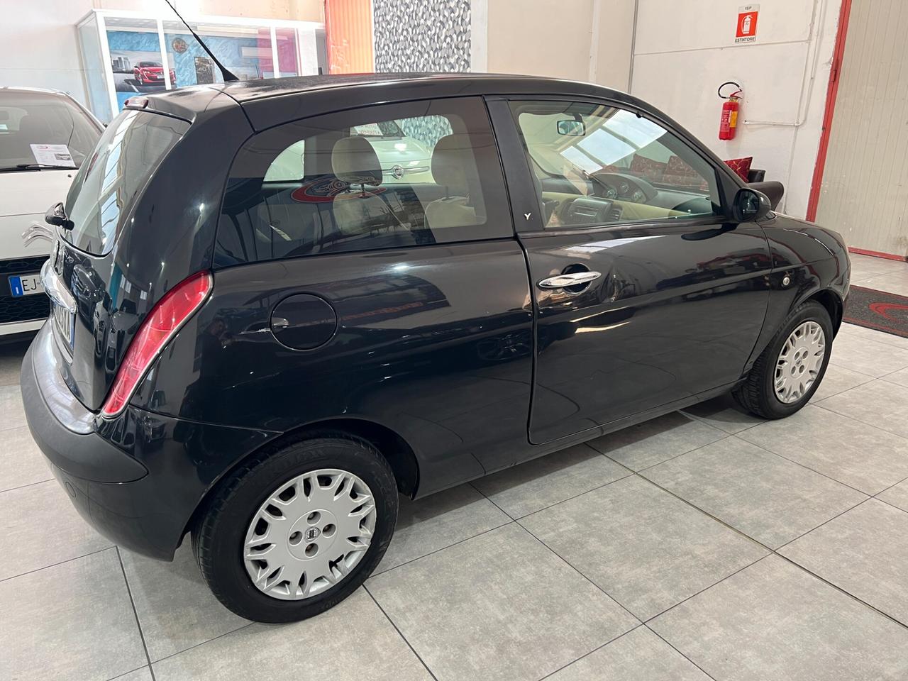 Lancia Ypsilon 1.2 80 CV - PLATINO - 2005