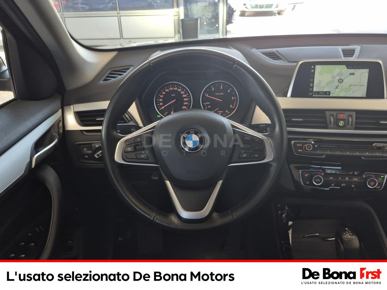 BMW X1 sdrive18i 140cv