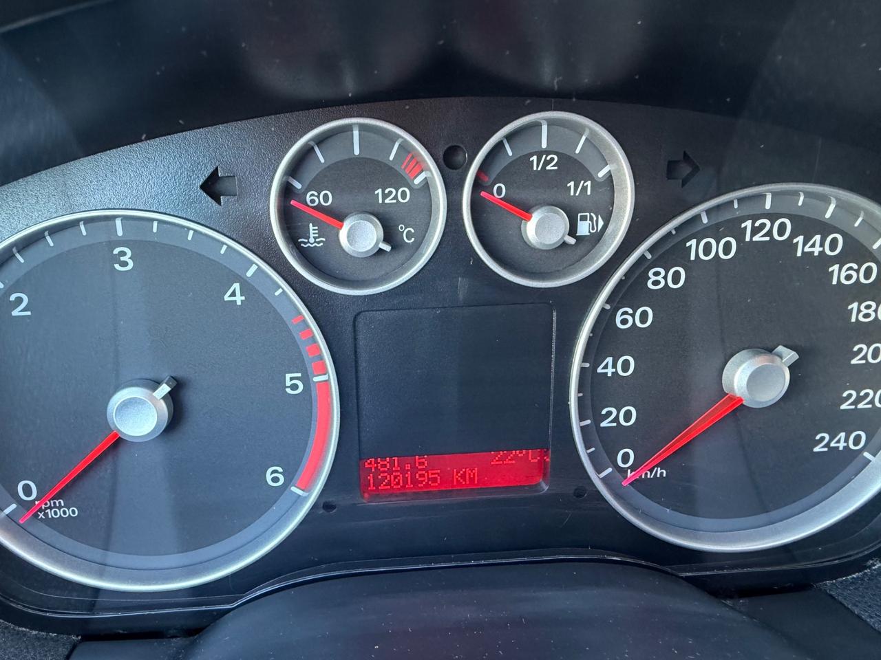 Ford Focus 1.6 TDCi 90CV -SOLO 120.000 KM-