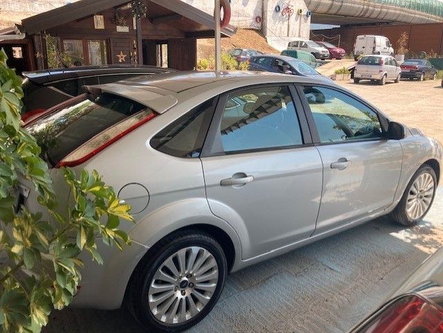 Ford Focus 1.6 105 CV