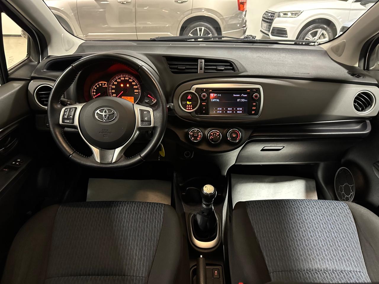 Toyota Yaris 1.3 5 porte Lounge