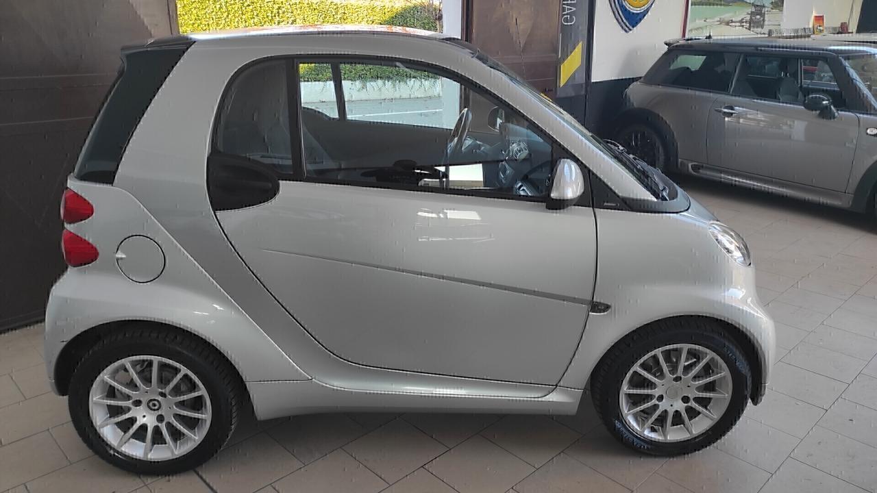 Smart ForTwo 1000 52 kW MHD coupé pulse NEOPATENTATI