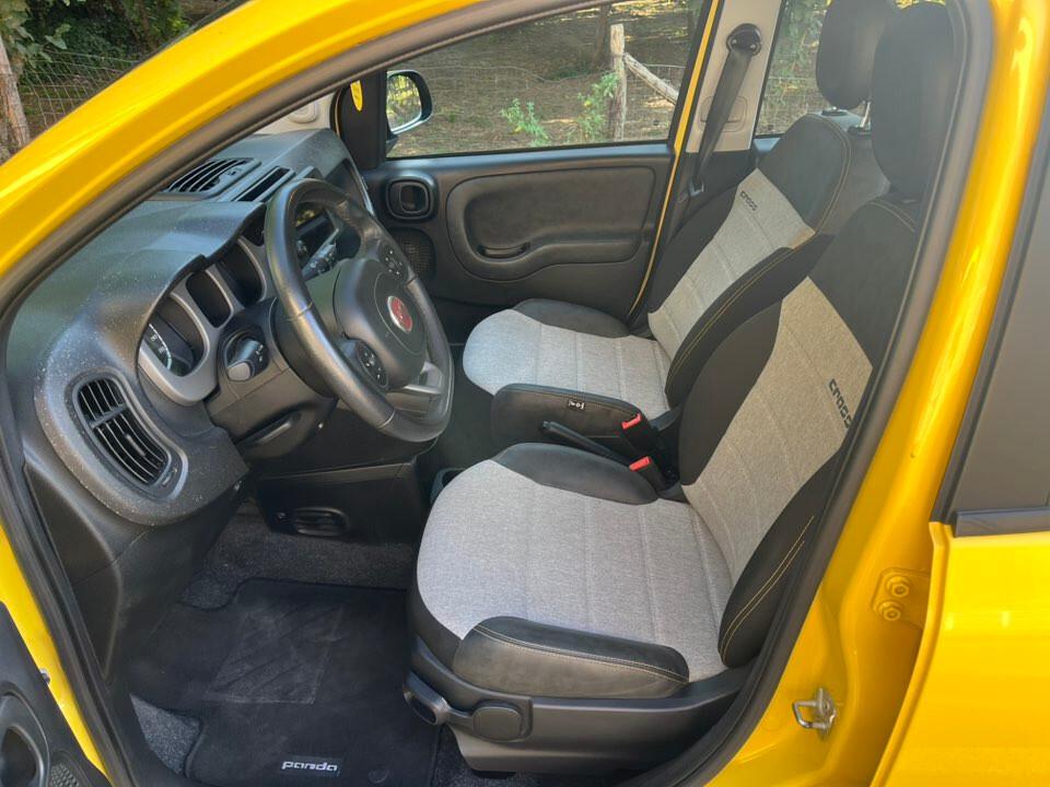 Fiat Panda 1.0 HYBRID 70CV S&S City Cross