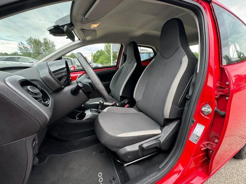 Toyota Aygo Connect 1.0 VVT-i 72 CV 5 porte x-fun MMT