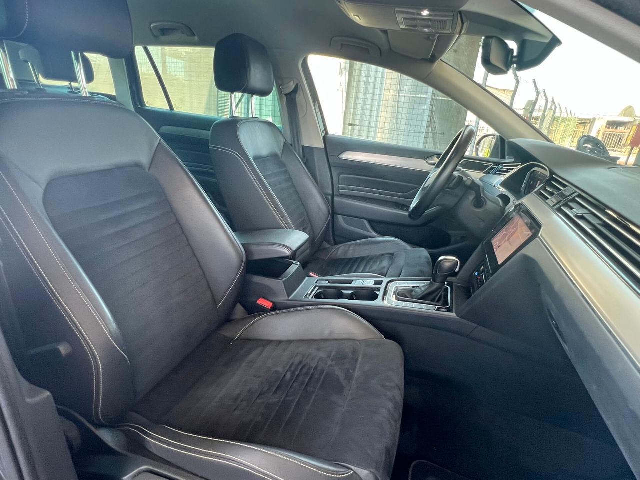 Volkswagen Passat Variant 2.0 TDI SCR 200 CV 4MOTION DSG Executive
