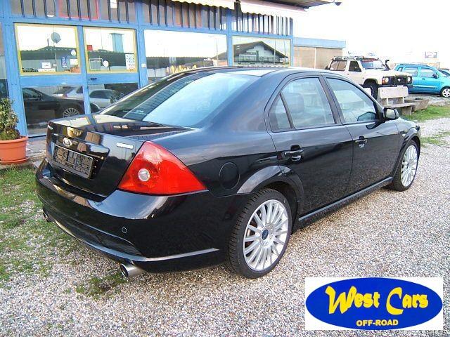 FORD - Mondeo - 3.0i V6 4p. ST220