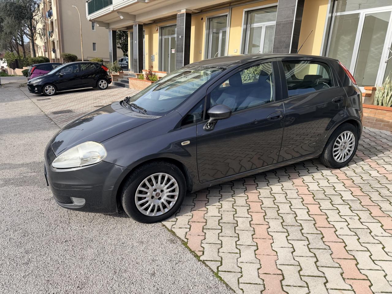 Fiat Grande Punto 1.2 benz 48kw 65cv 5porte