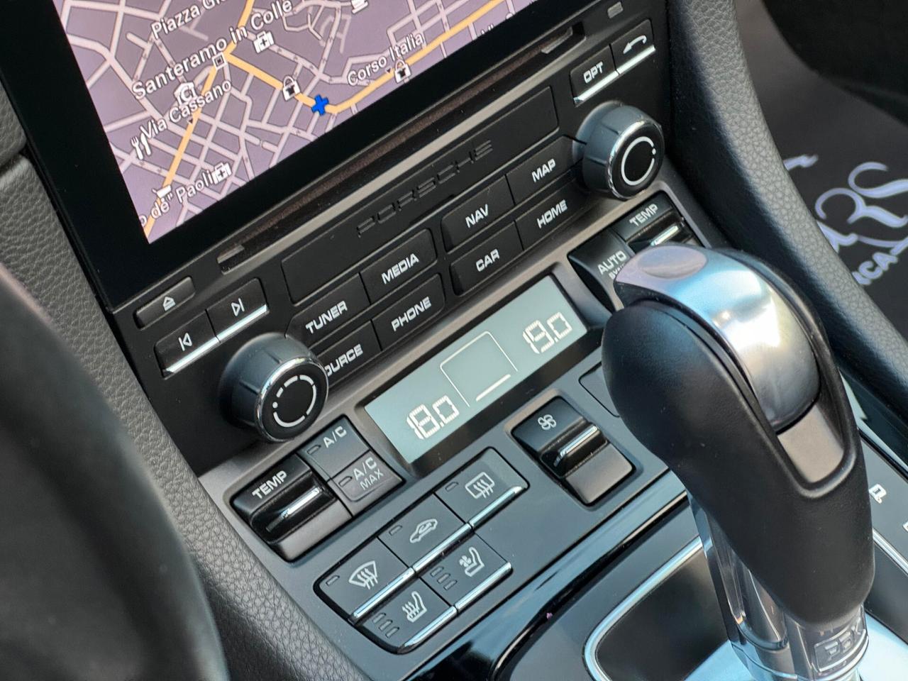 Porsche 718 Spyder Boxster 2.0 T 300 CV PDK