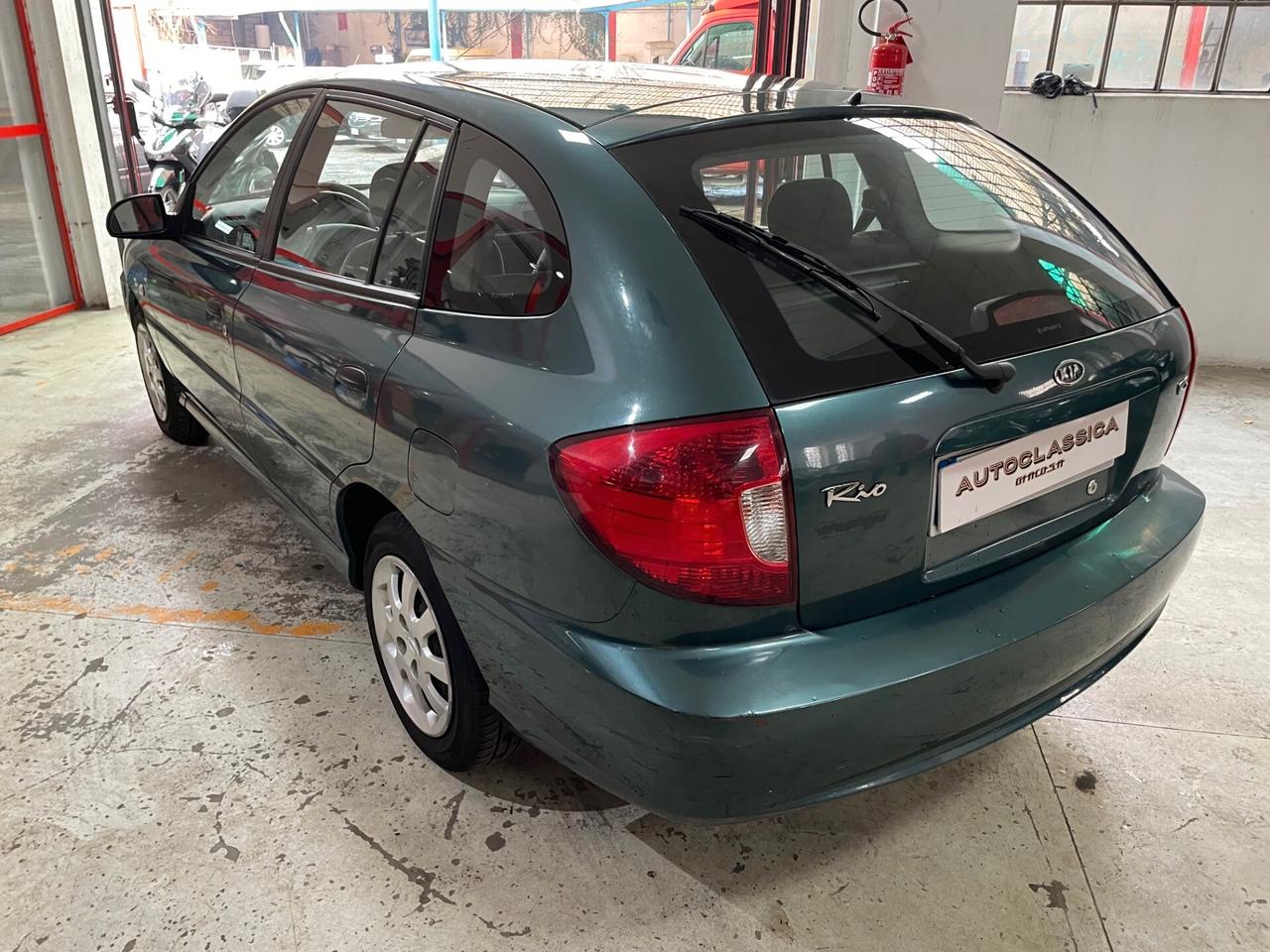 Kia Rio 1.3i UNICO PROPRIETARIO!!!