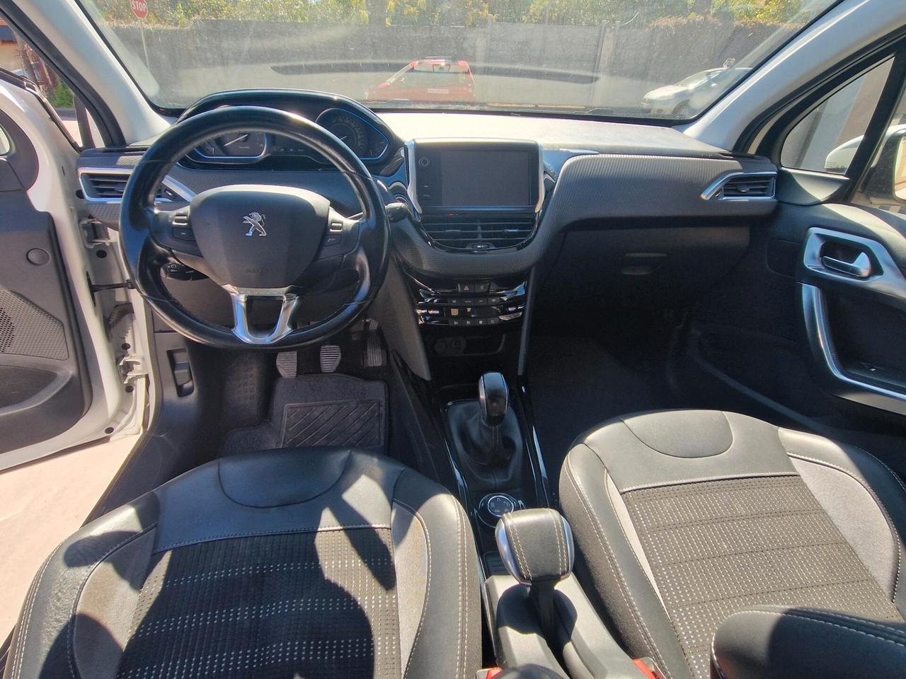 Peugeot 2008 BlueHDi