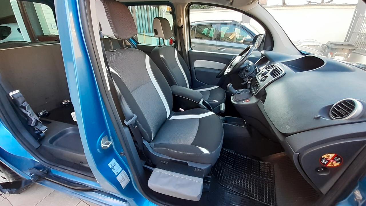 Kangoo Focaccia pianale ribassato e ribaltina