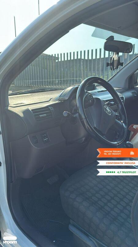 TOYOTA iQ 1.0 50 KW Neopatentati