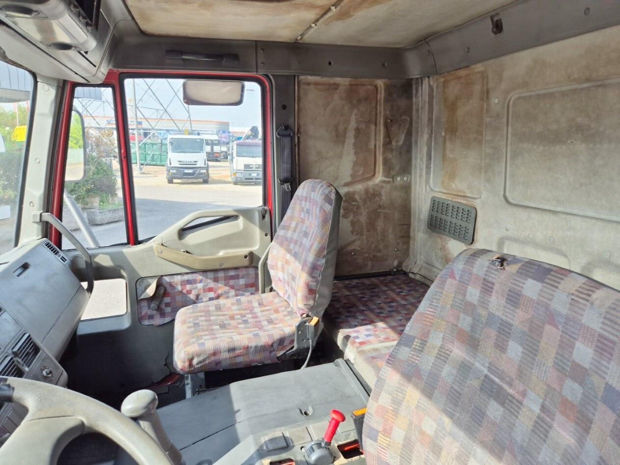 IVECO EUROCARGO 120E18 centina registrabile