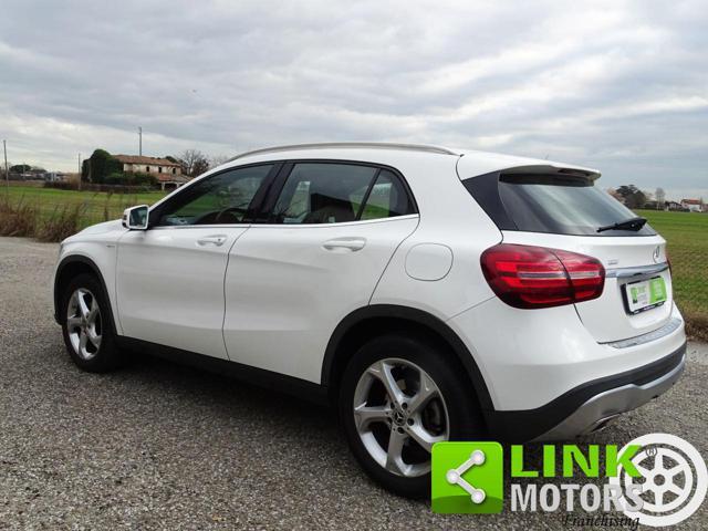 MERCEDES-BENZ GLA 180 Sport PACCHETTO AMG SPECIAL EDITION