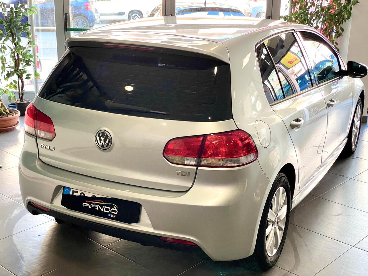 Volkswagen Golf 6 1.6 TDI 105CV 5P. Comfortline