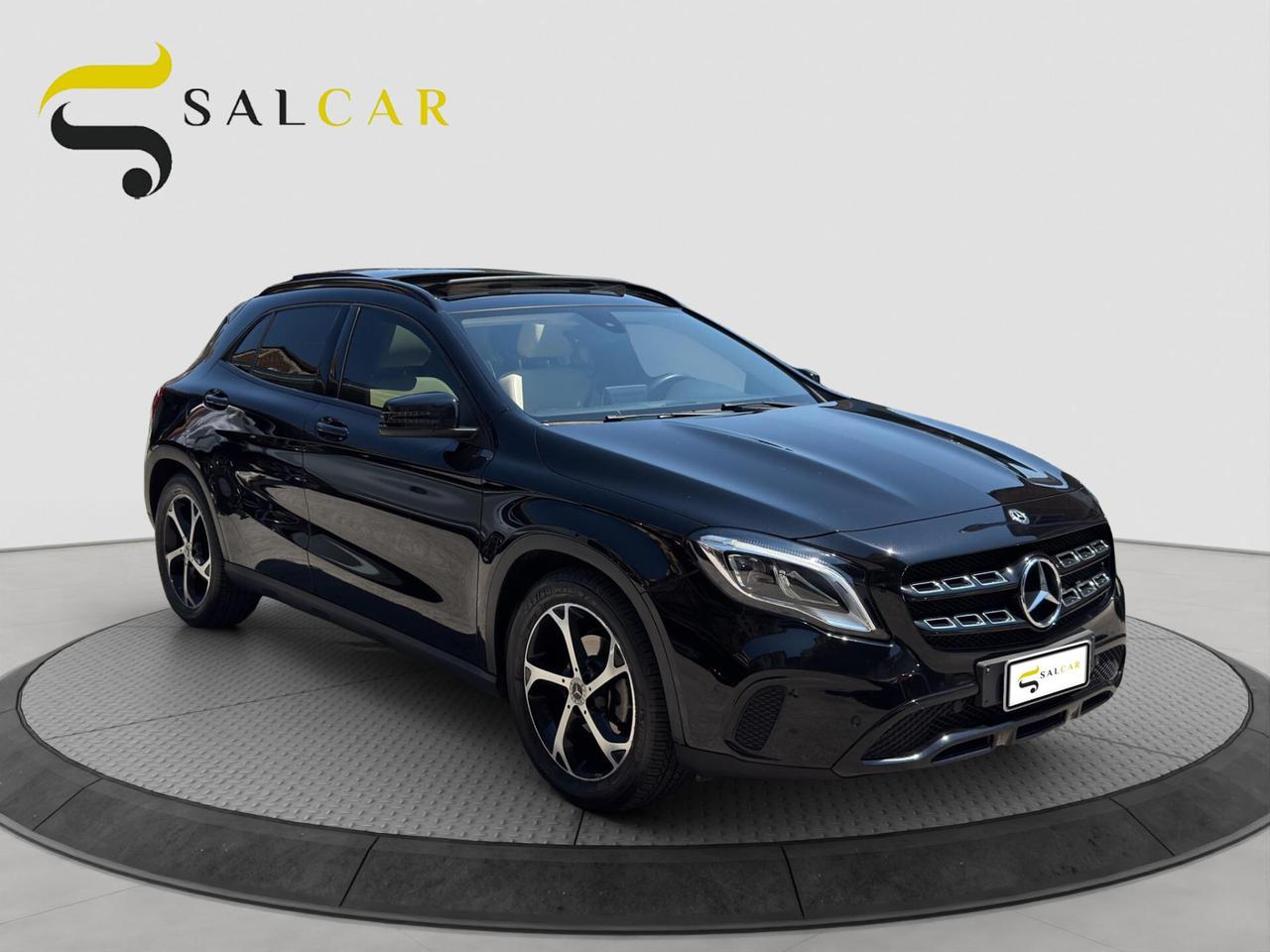 Mercedes-benz GLA 200 d 2.2 136cv Night Edition Tetto 2017