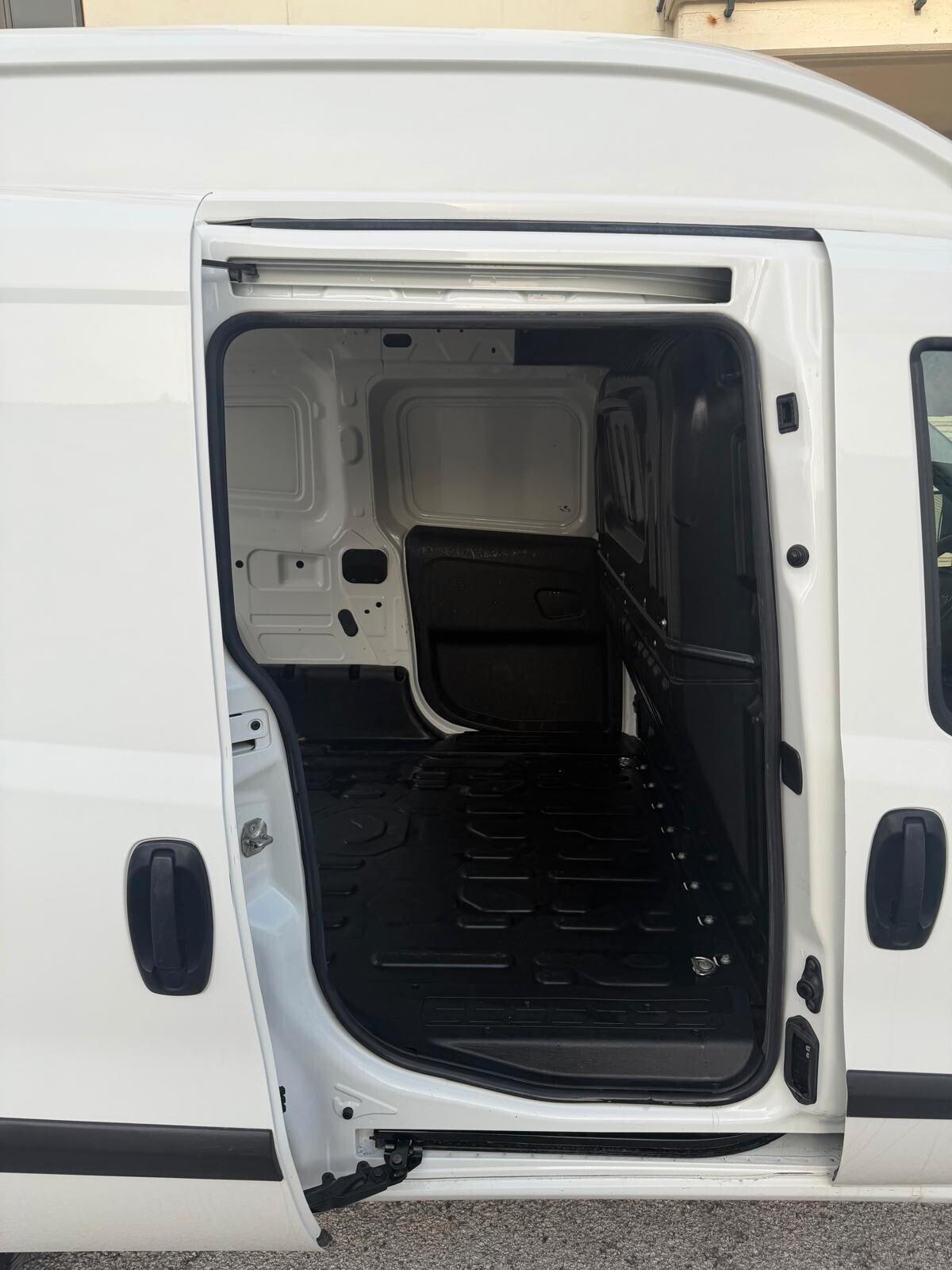 FIAT DOBLO CARGO MAXI XL LH2 LOUNGE 1.6 MJET 105CV E6D