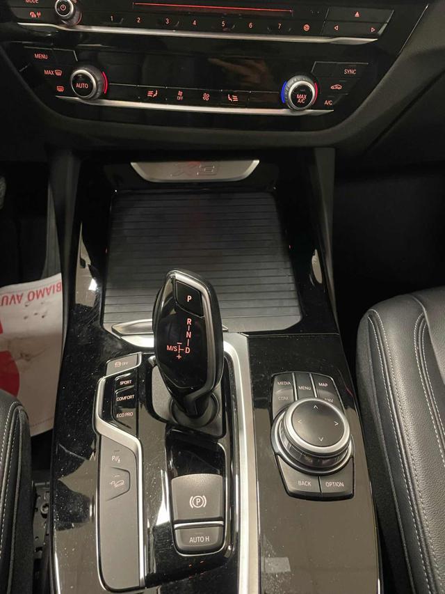 BMW X3 xDrive30i Luxury*NAVI/PELLE/PDC/LED*
