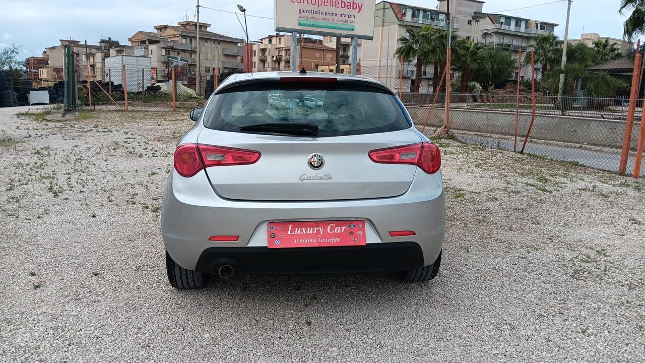 Alfa Romeo Giulietta 1.6 JTDm-2 105 CV Exclusive