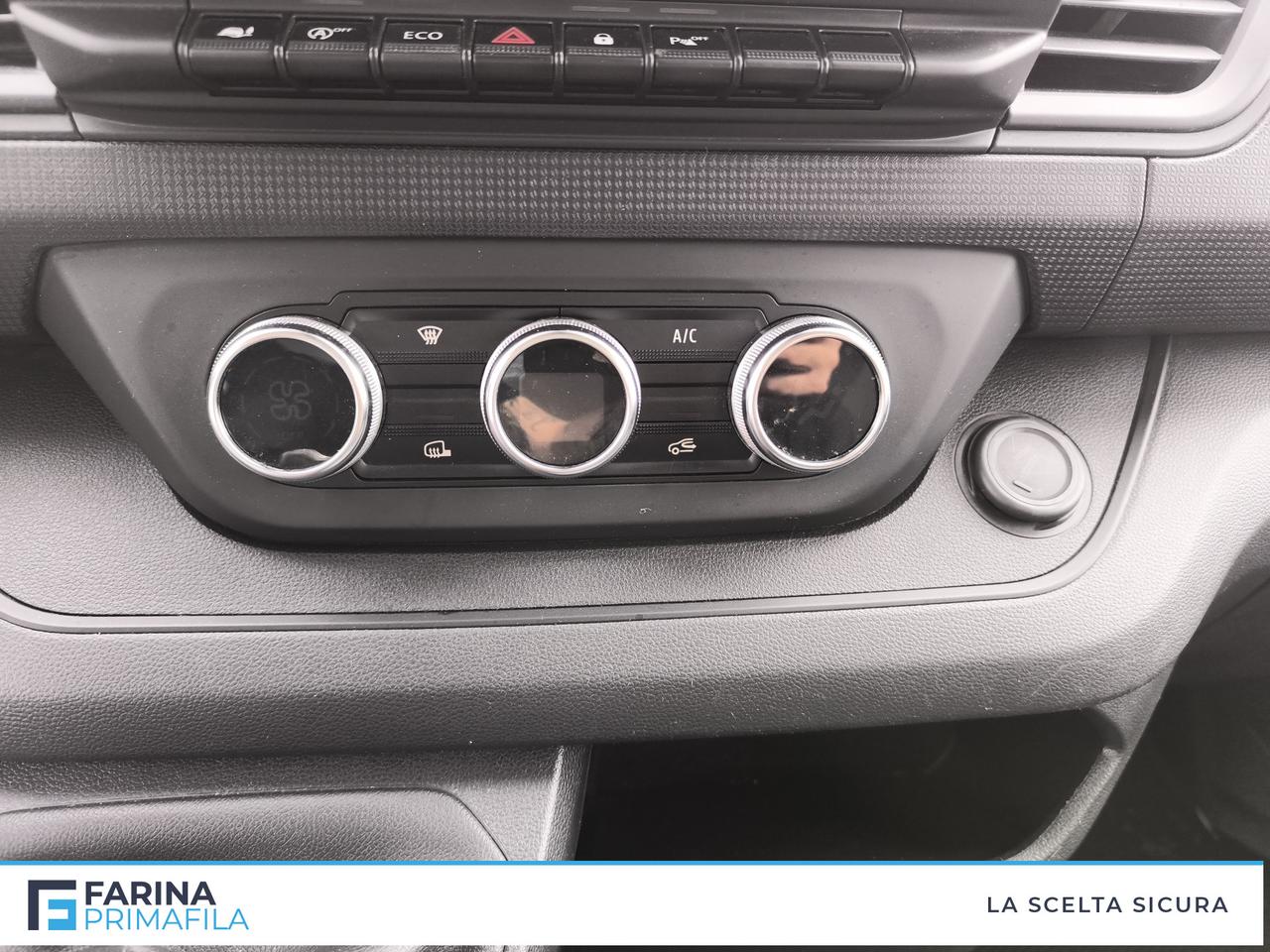 RENAULT Trafic IV 27 2022 - trafic T27 2.0 dci 150cv energy L1H1 Start my23