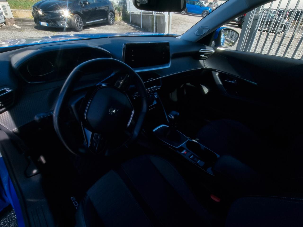 Peugeot 2008 PureTech 100 S&S Allure