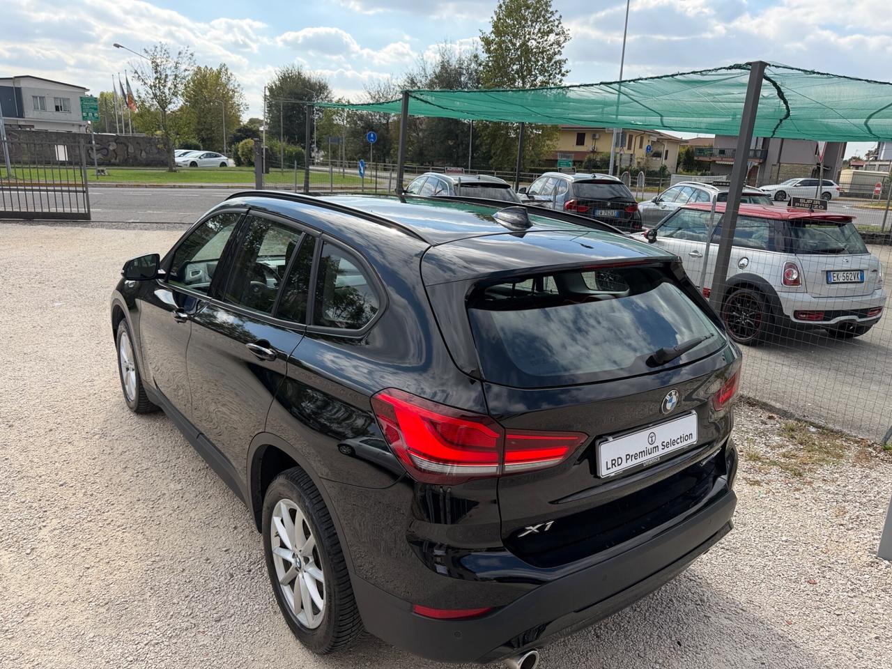 Bmw X1 sdrive16d Business Advantage FARI LED NAVI OK NEOPATENTATI