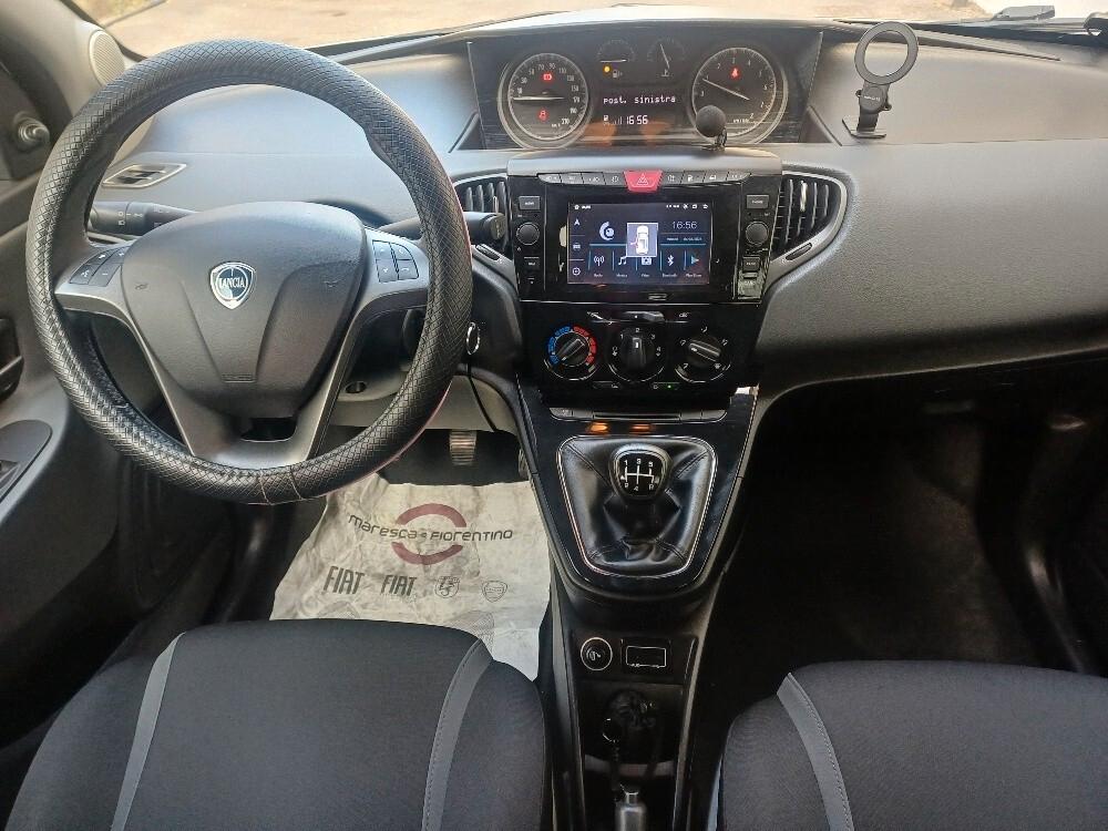 Lancia Ypsilon 1.2 69 CV 5 porte GPL Ecochic Gold